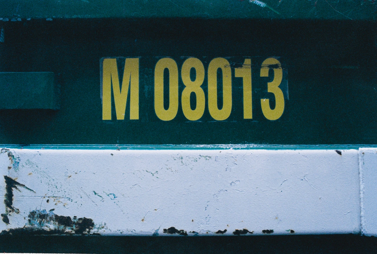F3 (1 of 1)